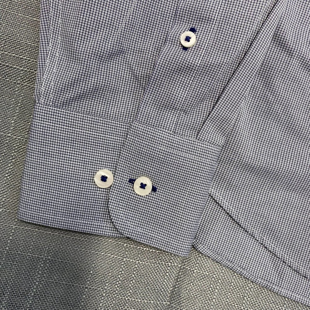 UNTUCKit Gray Casual Button Down Shirt with Classic Collar - Picture 4 of 7